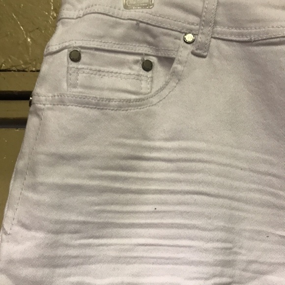 Steve’s Jeans - Picture 2 of 10